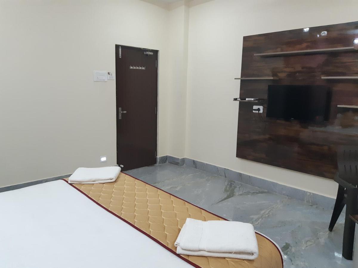 Devansh Bhanu Residency DBR Srikalahasti Dış mekan fotoğraf